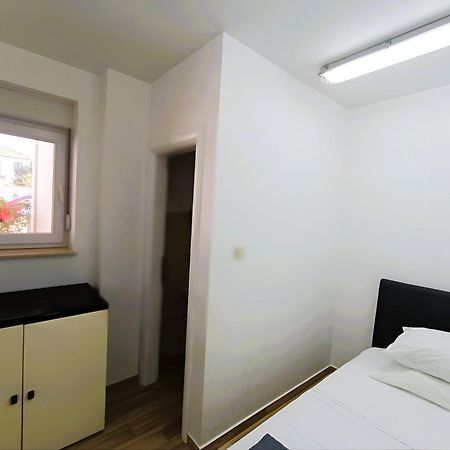 Apartments In Turanj, 20M From The Beach Сукошан Екстер'єр фото